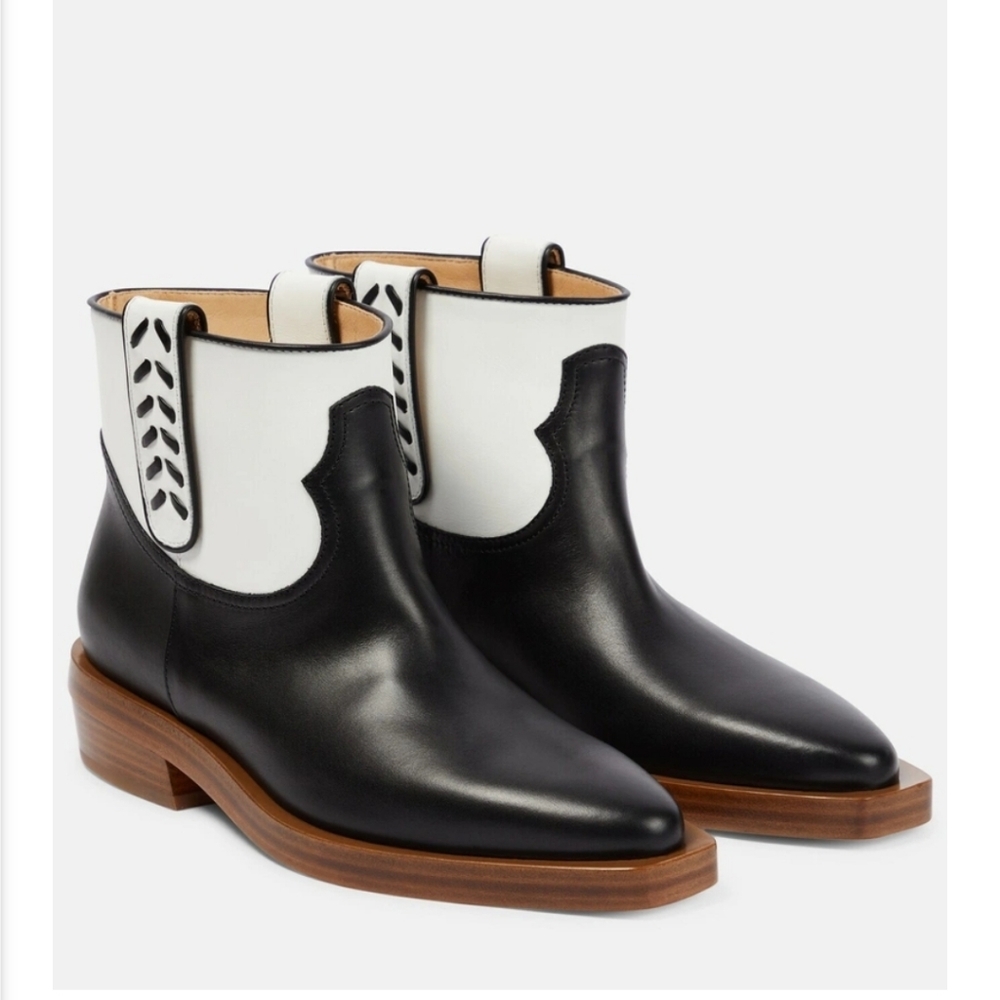 Gabriela Hearst REZA  Black & white Boots